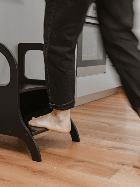 MIIMO® reguliuojamo aukščio pakopa – Juoda